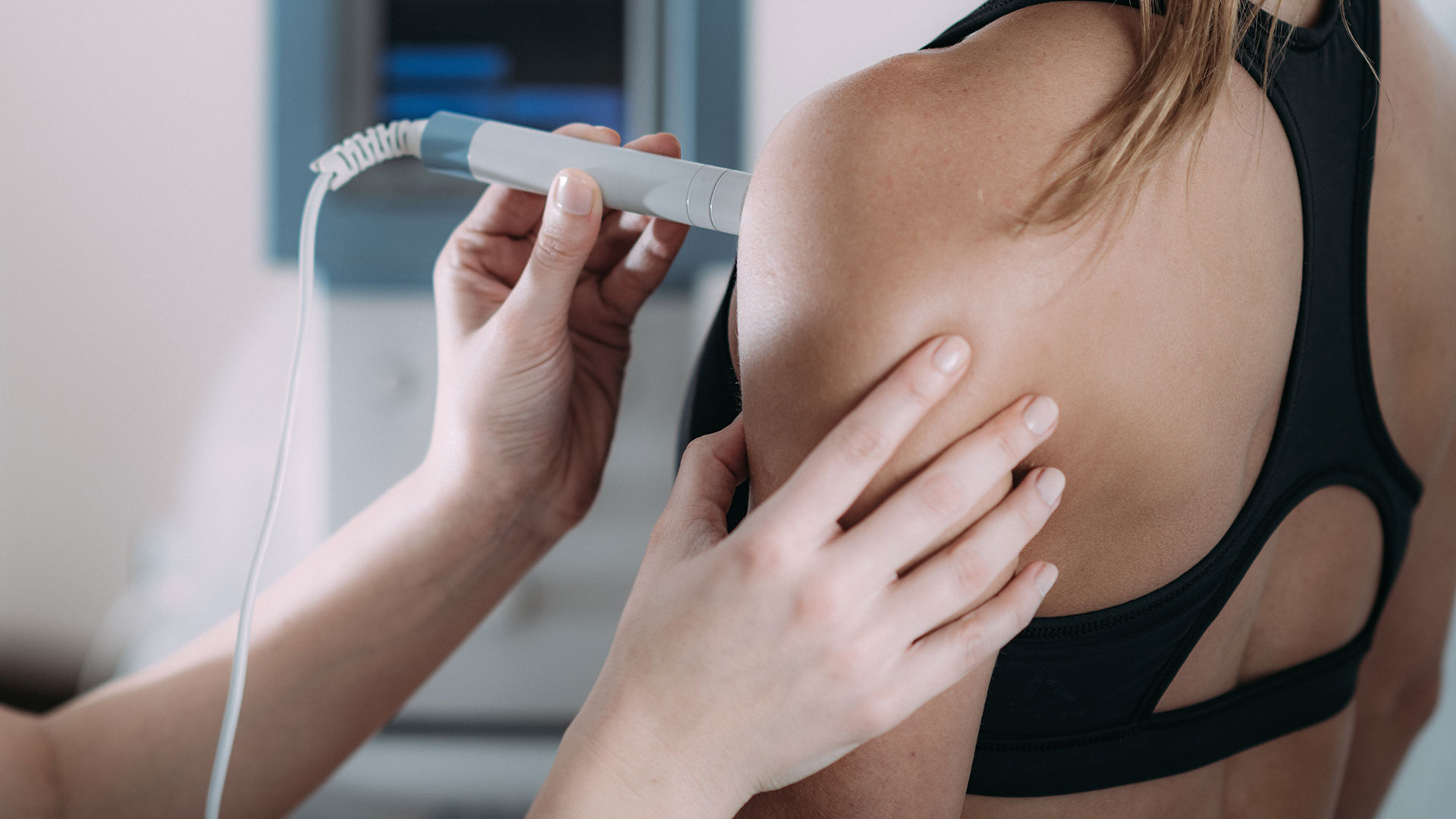 Fisioterapia con il Laserterapia CO2 HILT
